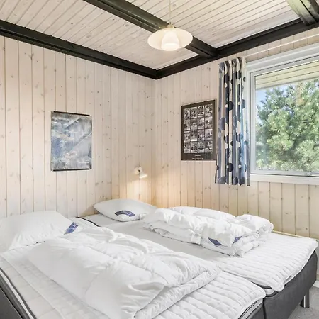 Tatil Evi Beautiful In With Wifi Martofte